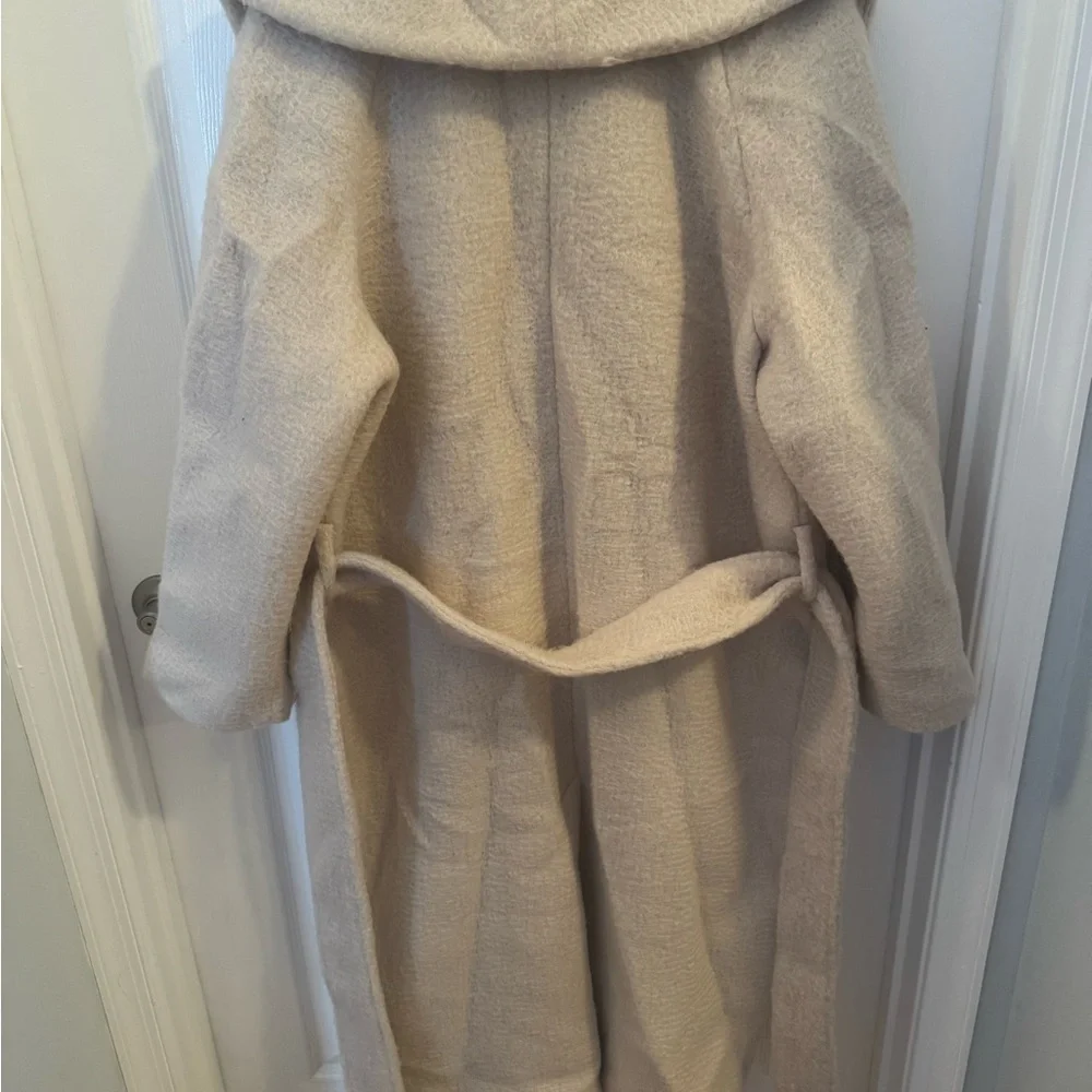 Express Cream Women's Belted Coat, XL - Picture 3 of 6